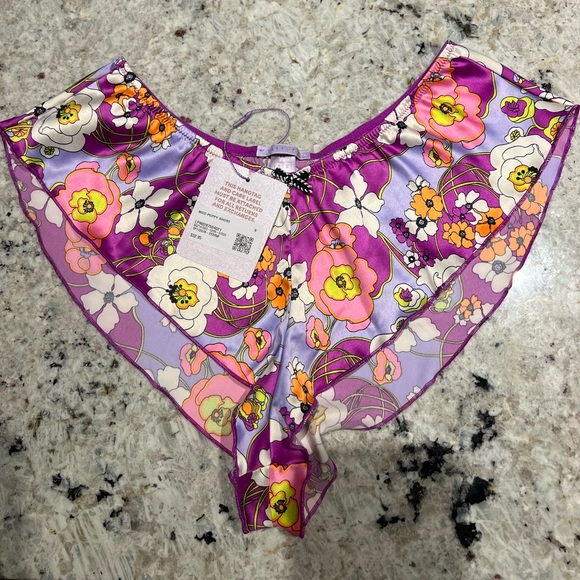 Savage X Fenty Mod Poppy Unlined Lace Balconette Bra and Short Set - Picture 4 of 6